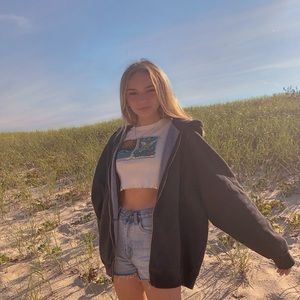 Meet your Posher, Devynne